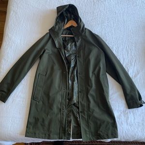 Banana Republic x Kevin Love Limited Edition Olive Raincoat w/ Camo Lining (S)